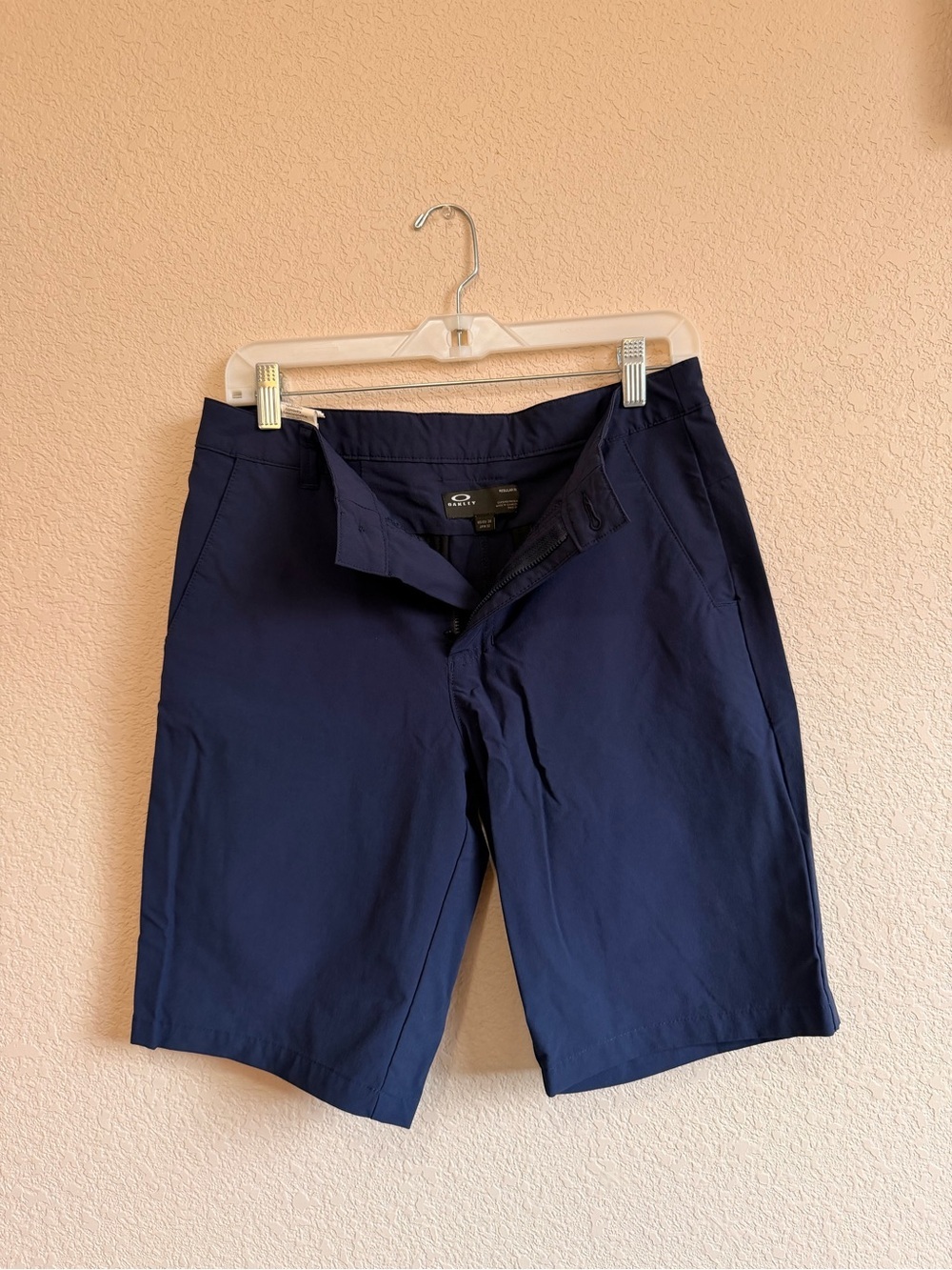 Oakley Men’s Navy Blue Chino Utility Shorts Performance Shorts - Picture 8 of 12